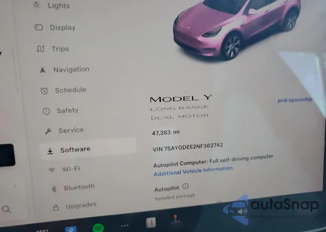 2022 Tesla Model Y z USA, uszkodzony, nr VIN 7SAYGDEE2NF362742